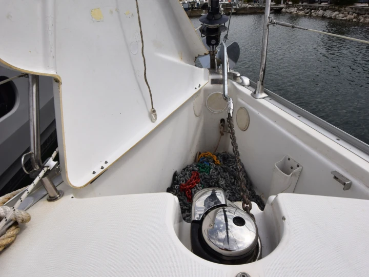 Bareboat Rental Sailboat Jeanneau with a boat licence