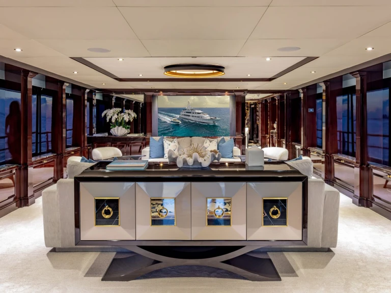 Luxury Yacht rental in Nassau - Christensen KEFI