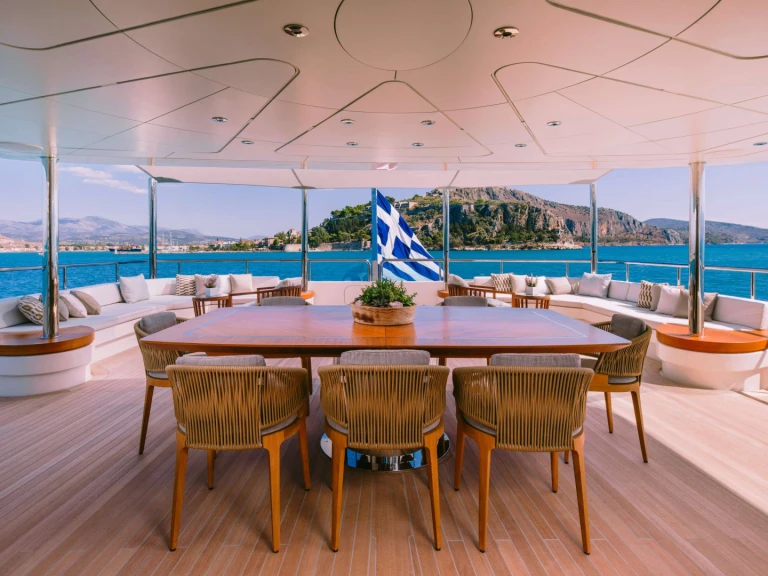 Luxury Yacht rental in Piraeus - Codecasa XANA