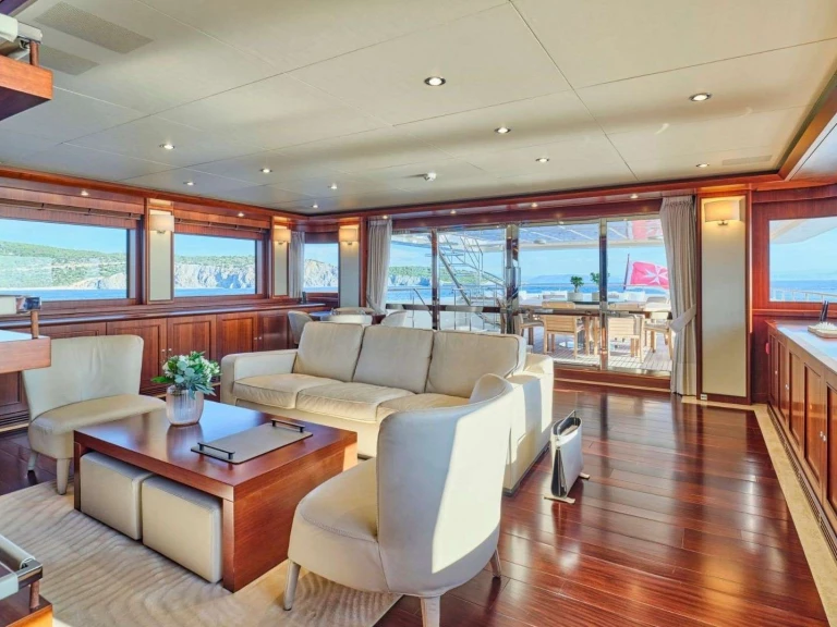 CRN Ancona PALATIAL in Athens on SamBoat