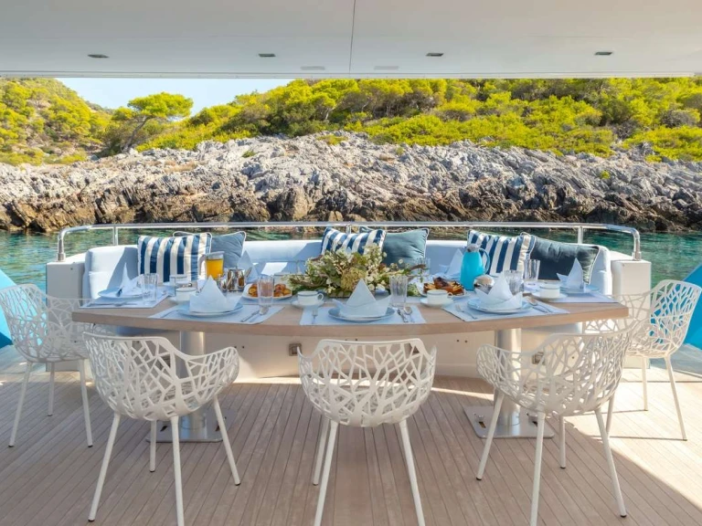 Boat rental Mondomarine SEA WOLF in Athens on Samboat