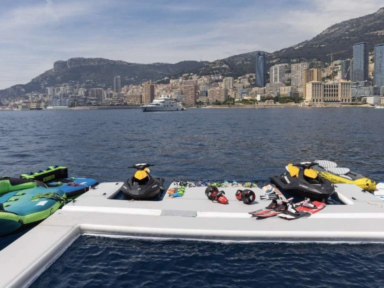Yacht charter Ventimiglia cheap IRAMA