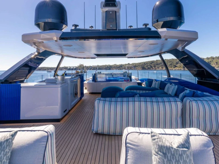 Boat rental Baglietto SUI GENERIS in Naples on Samboat