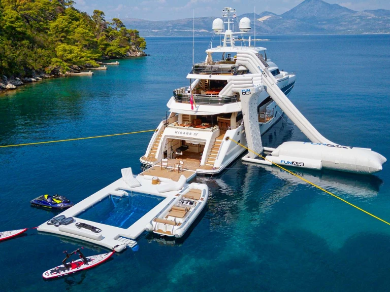 Luxury Yacht rental with or without captain Princess, UK Split
