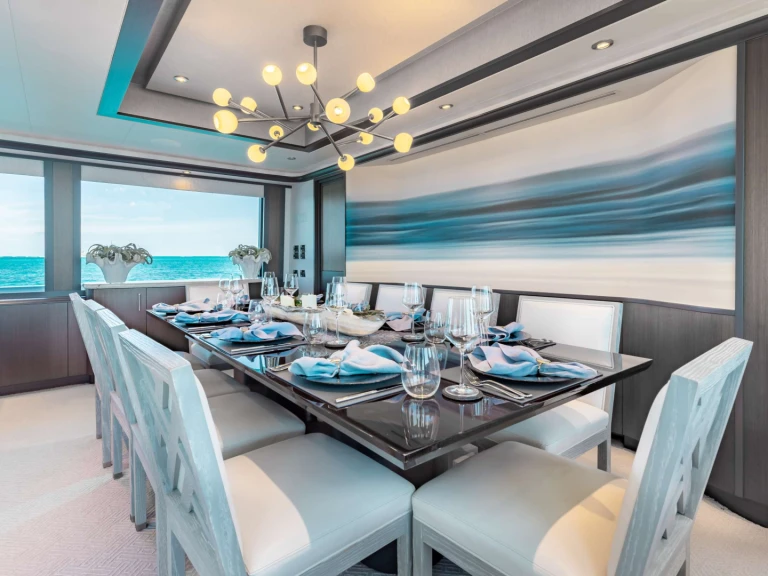 Yacht charter Bahamas cheap MEMENTO VIVERE