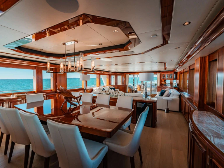 Westport BLUE TIME in Miami on SamBoat