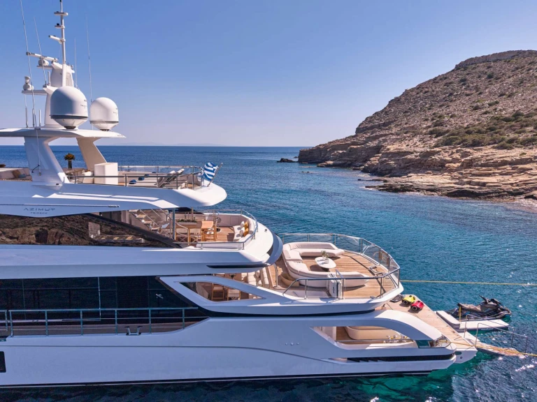Luxury Yacht rental in Athens - Azimut VOLO MARE