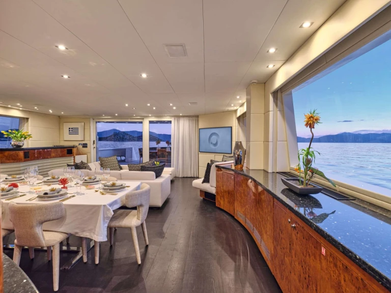 Bareboat Rental Luxury Yacht Turkish shipyard with a boat licence
