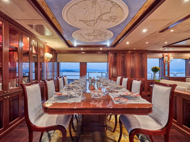 Luxury Yacht rental with or without captain Benetti Athens