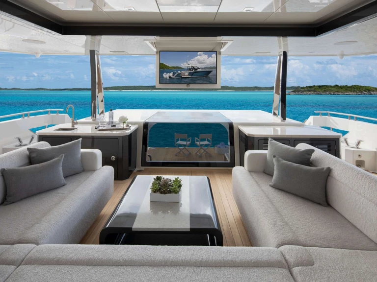 Luxury Yacht rental with or without captain Ocean alexander Fort Lauderdale