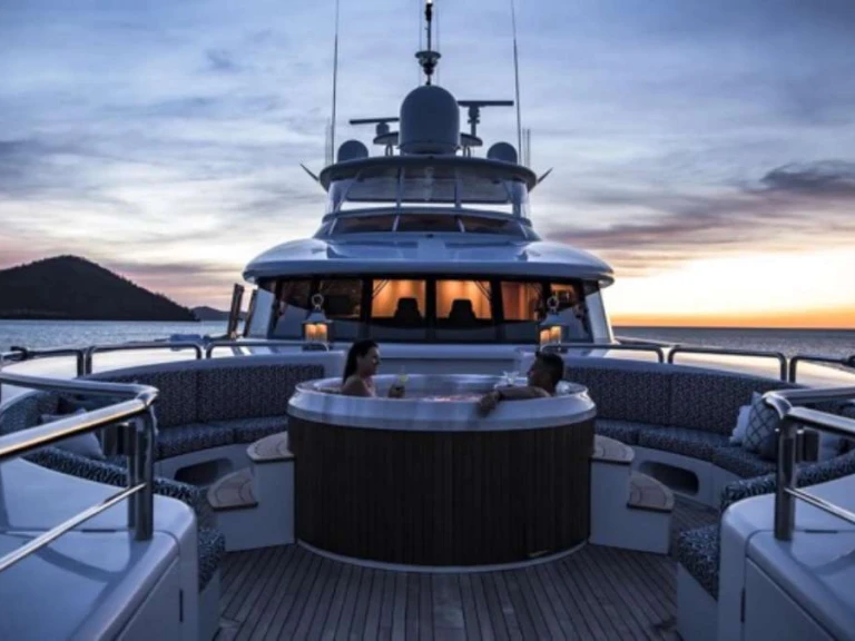 Luxury Yacht rental with or without captain New Zealand Yachts - Whangarei Bahamas