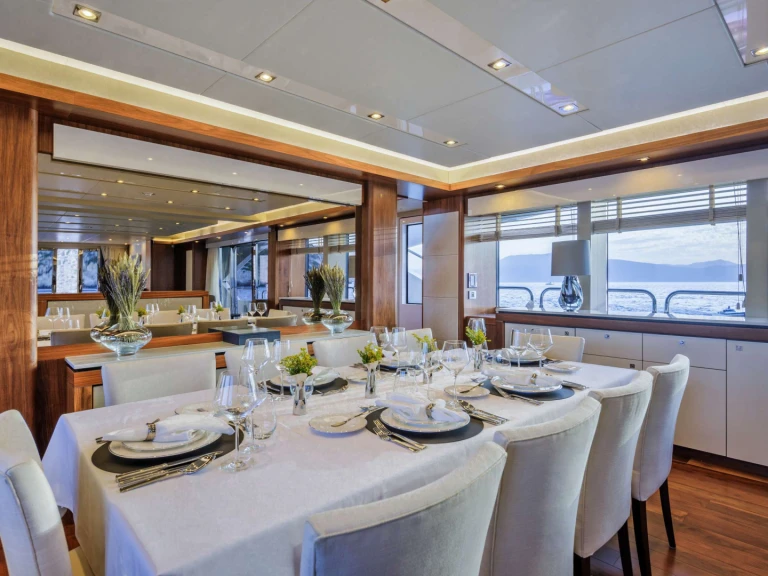 Sunseeker GEORGE P in Athens on SamBoat