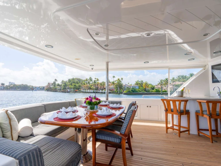 Yacht charter Fort Lauderdale cheap SLEEPOVER