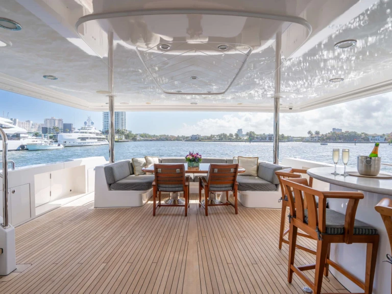 Luxury Yacht rental in Fort Lauderdale - Westport SLEEPOVER