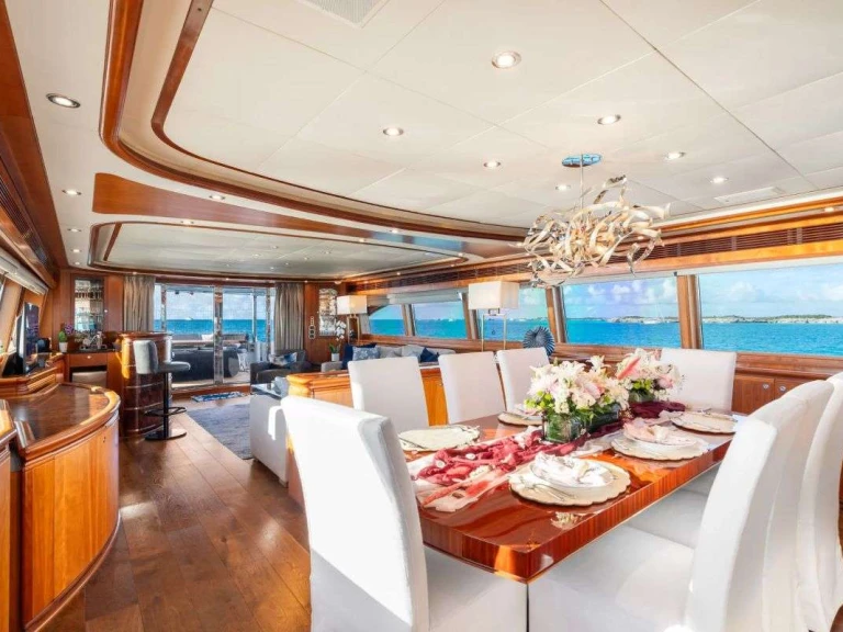 Boat rental Ferretti MAMBO in Fort Lauderdale on Samboat