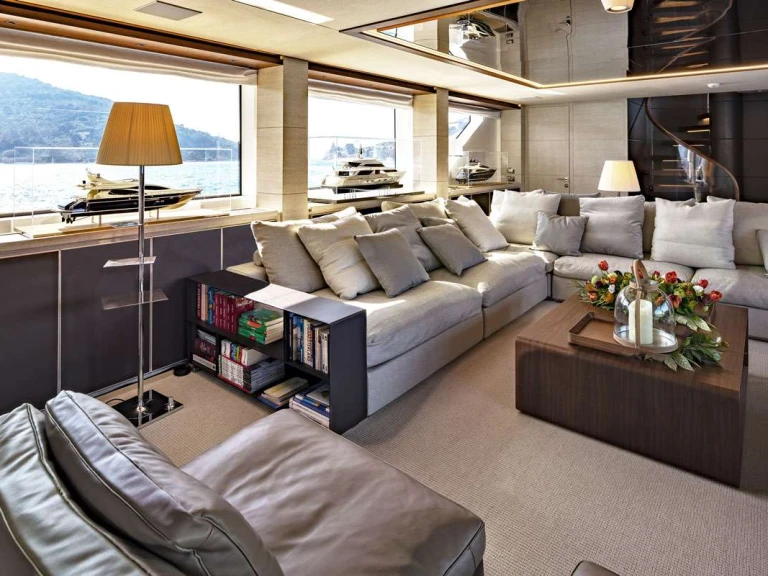 Luxury Yacht for rent La Spezia at the best price