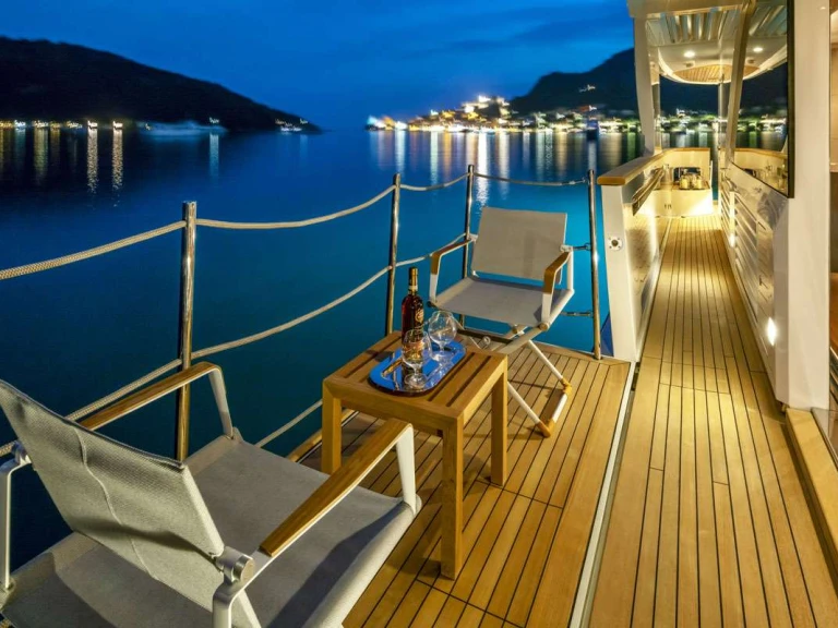 San Lorenzo ANYTHING GOES V charter bareboat or captained in  La Spezia