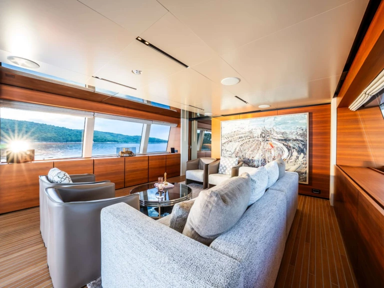 Boat rental Custom Line SK in French Riviera on Samboat