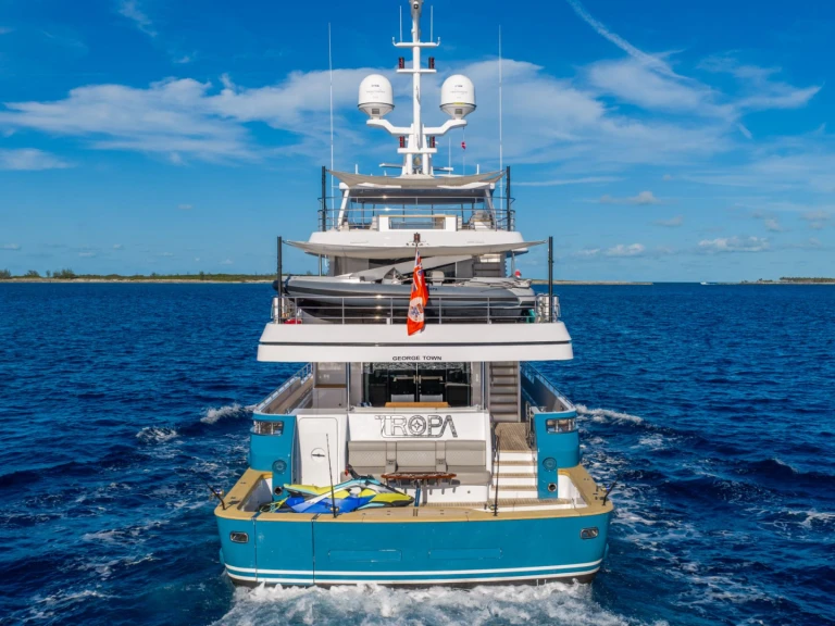 Luxury Yacht for rent Bahamas at the best price