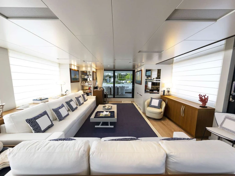 Luxury Yacht for rent La Spezia at the best price