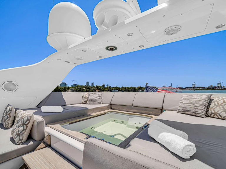 Leopard (Arno) CARPE DIEM charter bareboat or captained in  Miami