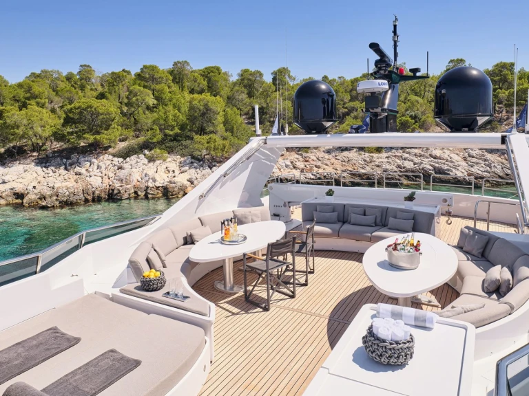 Bareboat Rental Luxury Yacht Cantieri di Pisa, Italy with a boat licence