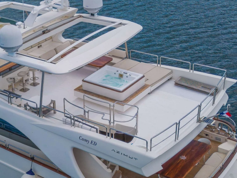 Luxury Yacht rental with or without captain Azimut Costa Rica