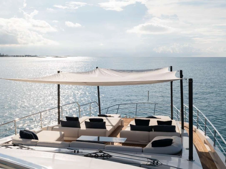 Azimut CARPE DIEM in Bahamas on SamBoat