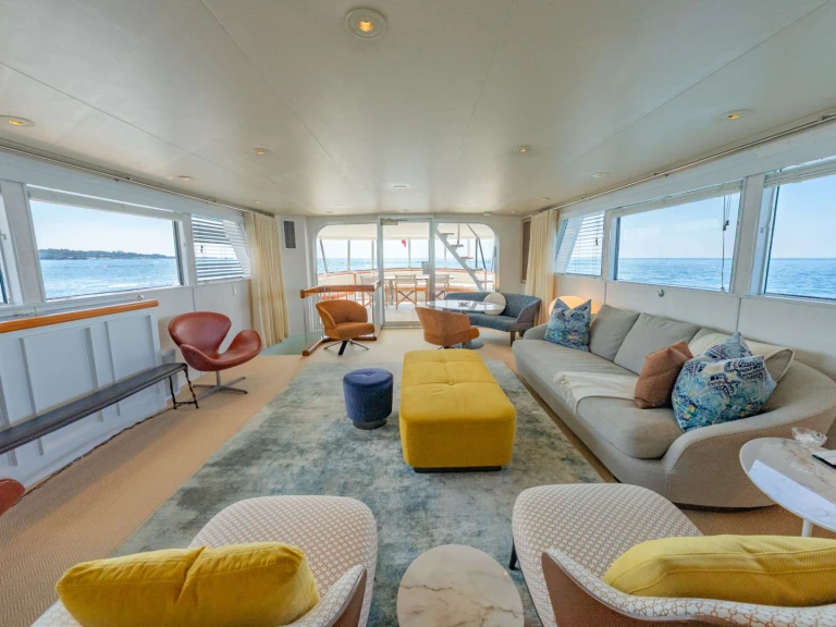Luxury Yacht rental in La Romana - Burger SOVEREIGN