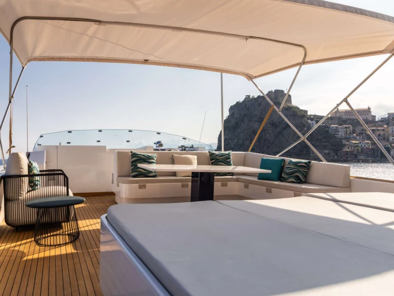 Luxury Yacht rental with or without captain Cantieri di Pisa, Italy Milazzo