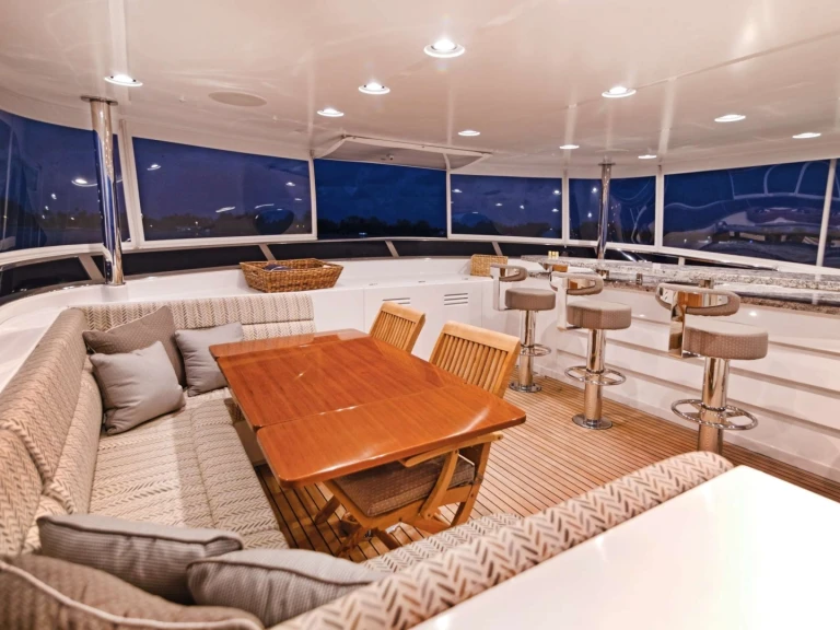 Luxury Yacht rental in Bahamas - Nordhavn VIVIERAE II
