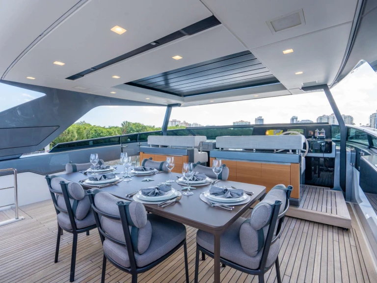 Luxury Yacht rental in Bahamas - San Lorenzo SWEET VIRGINIA