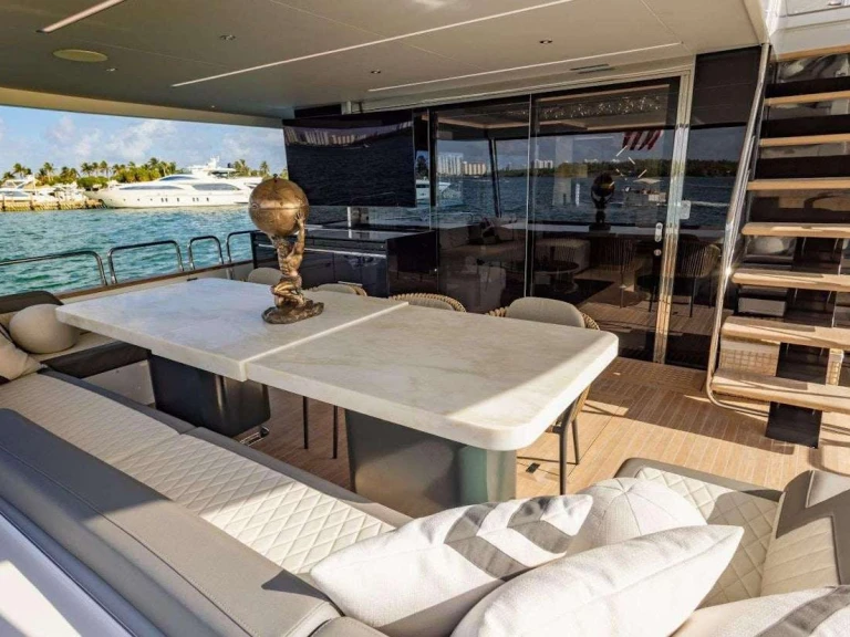 Luxury Yacht rental in Miami - Selene Olympus