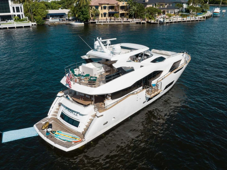 Luxury Yacht rental with or without captain Sunseeker Fort Lauderdale