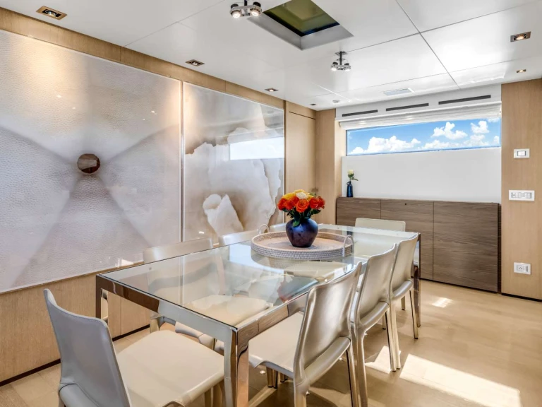 San Lorenzo Astonish in Miami Beach on SamBoat
