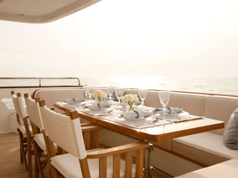 Boat rental Mulder Firefly in Valletta on Samboat