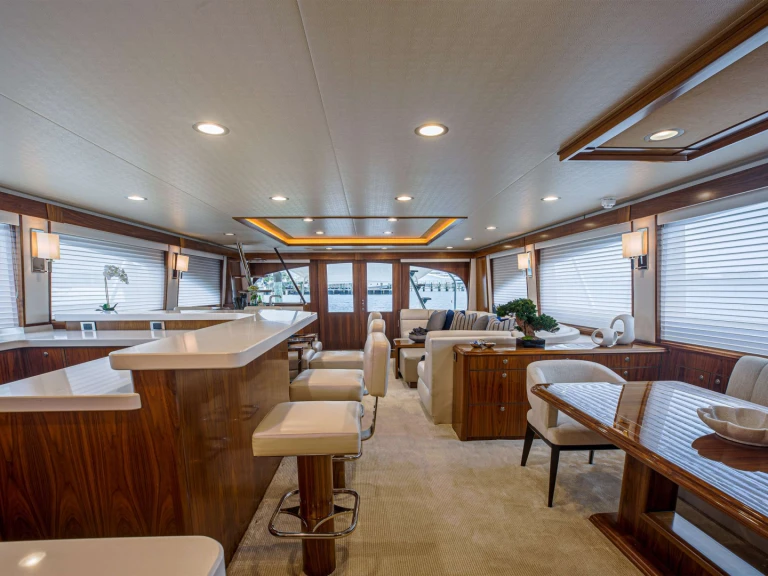 Viking, U.S.A SPECULATOR 92 in Newport on SamBoat