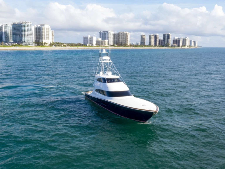 Yacht charter Newport cheap SPECULATOR 92