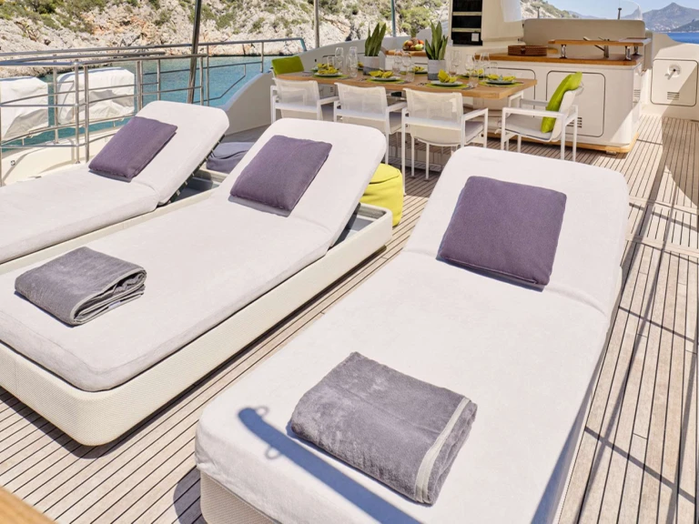 Boat rental San Lorenzo FLOR in Athens on Samboat