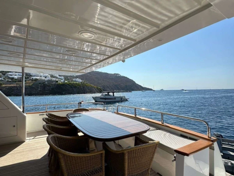 Falcon ILLYA F in Mykonos (Island) on SamBoat