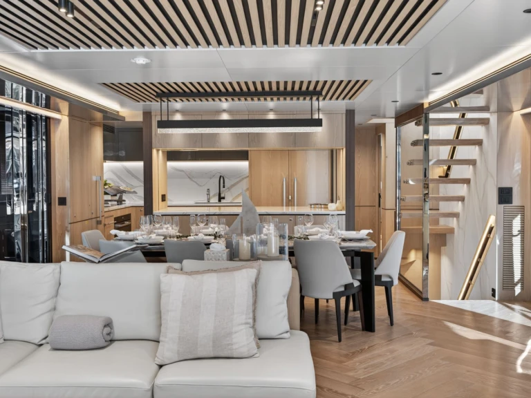 Boat rental Horizon AURA in Australia on Samboat
