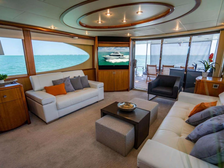 Luxury Yacht rental with or without captain Lazzara Key West