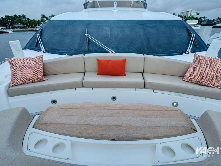 Luxury Yacht rental with or without captain Sunseeker State of Florida