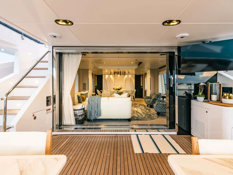 Rent a Azimut MAREA LA NAUTICA  Bahamas
