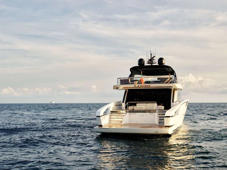 Luxury Yacht for rent Santa Venera-Portosalvo at the best price