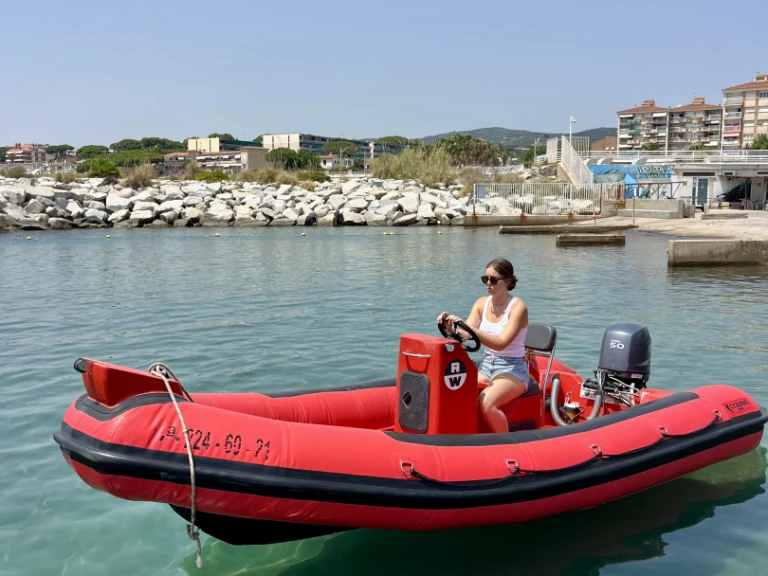 Boat rental Cobra 550 in Sant Andreu de Llavaneres on Samboat