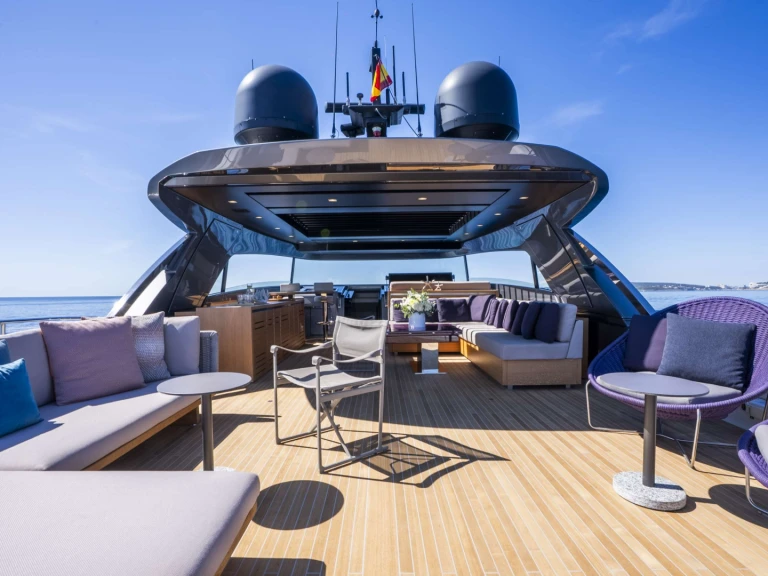 Luxury Yacht for rent Balearic Islands at the best price