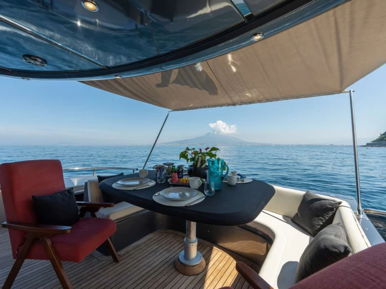 Luxury Yacht rental with or without captain  Castellammare di Stabia