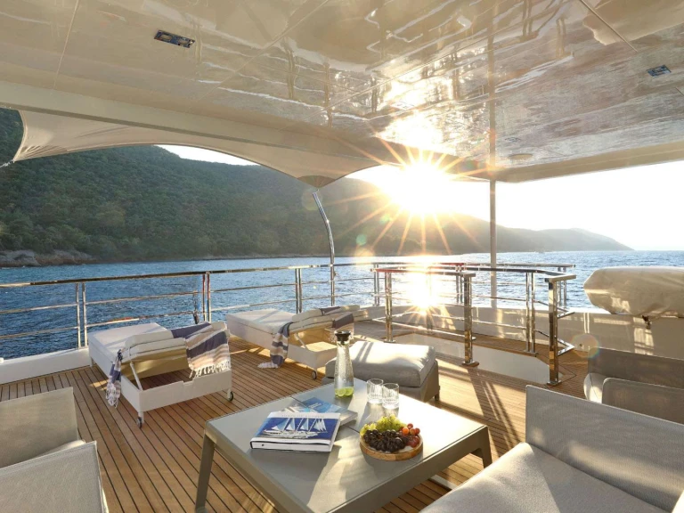 Boat rental Aegean Build UKIEL in Naples on Samboat