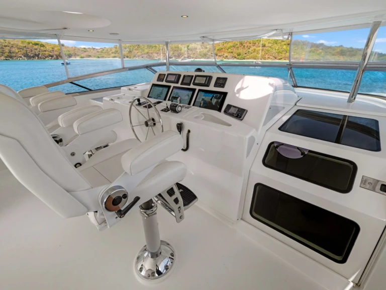 Luxury Yacht rental in Saint Thomas Island - Pacific Mariner KATANA